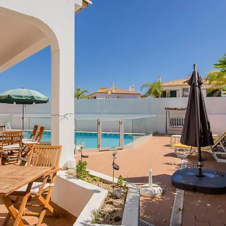 Сasa de vacaciones Grandma's By Lovelystay Albufeira